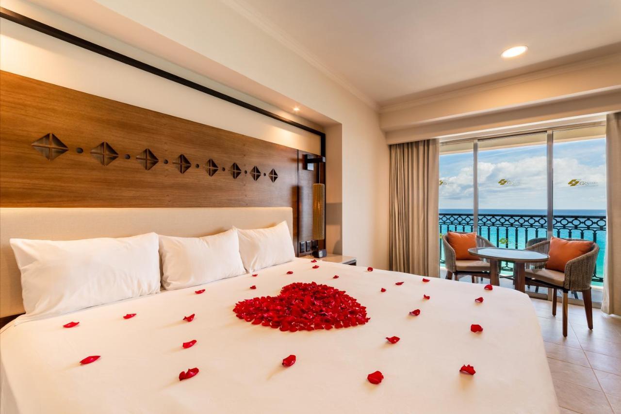Gr Solaris Cancun Luaran gambar