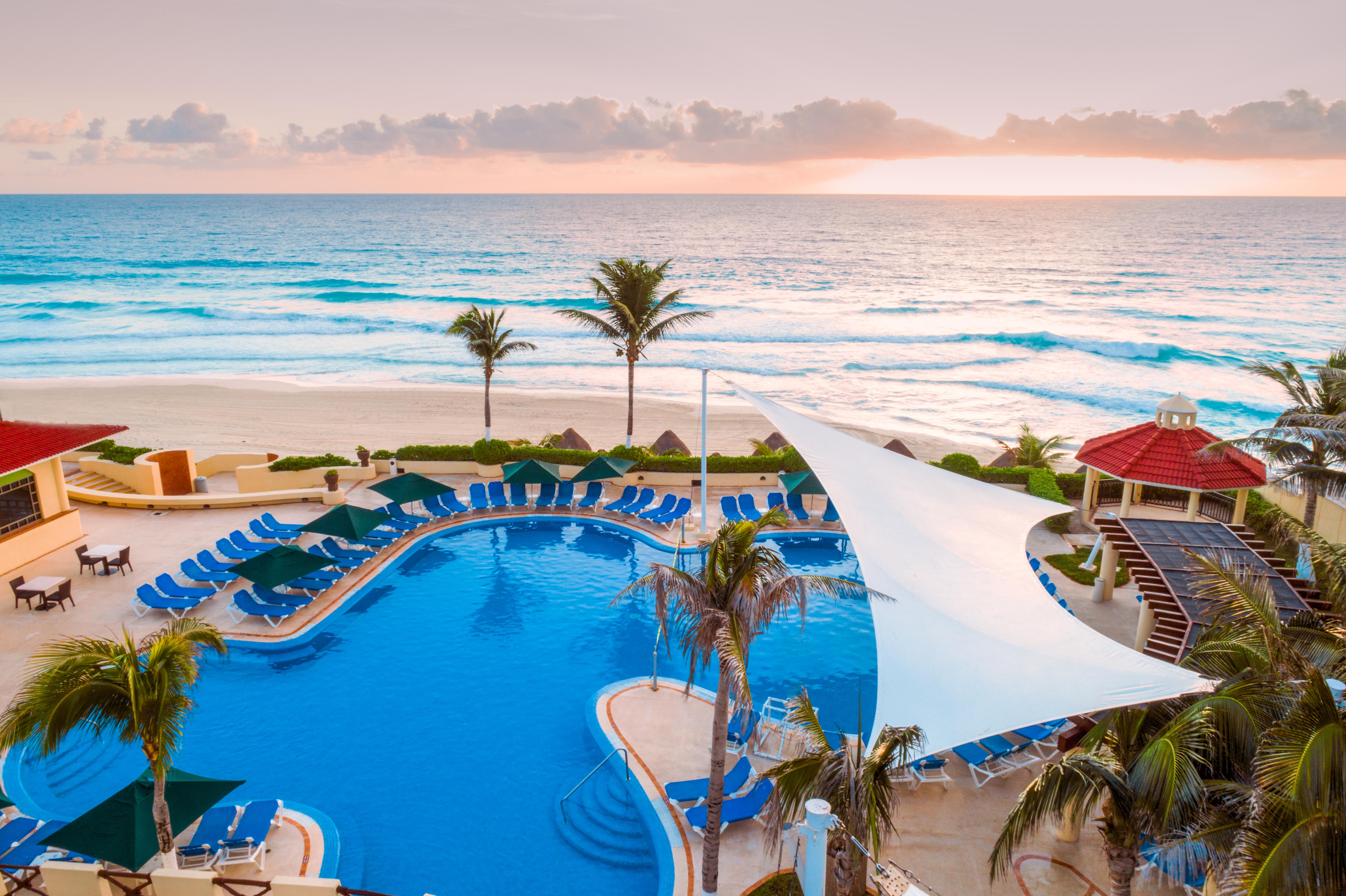 Gr Solaris Cancun Luaran gambar