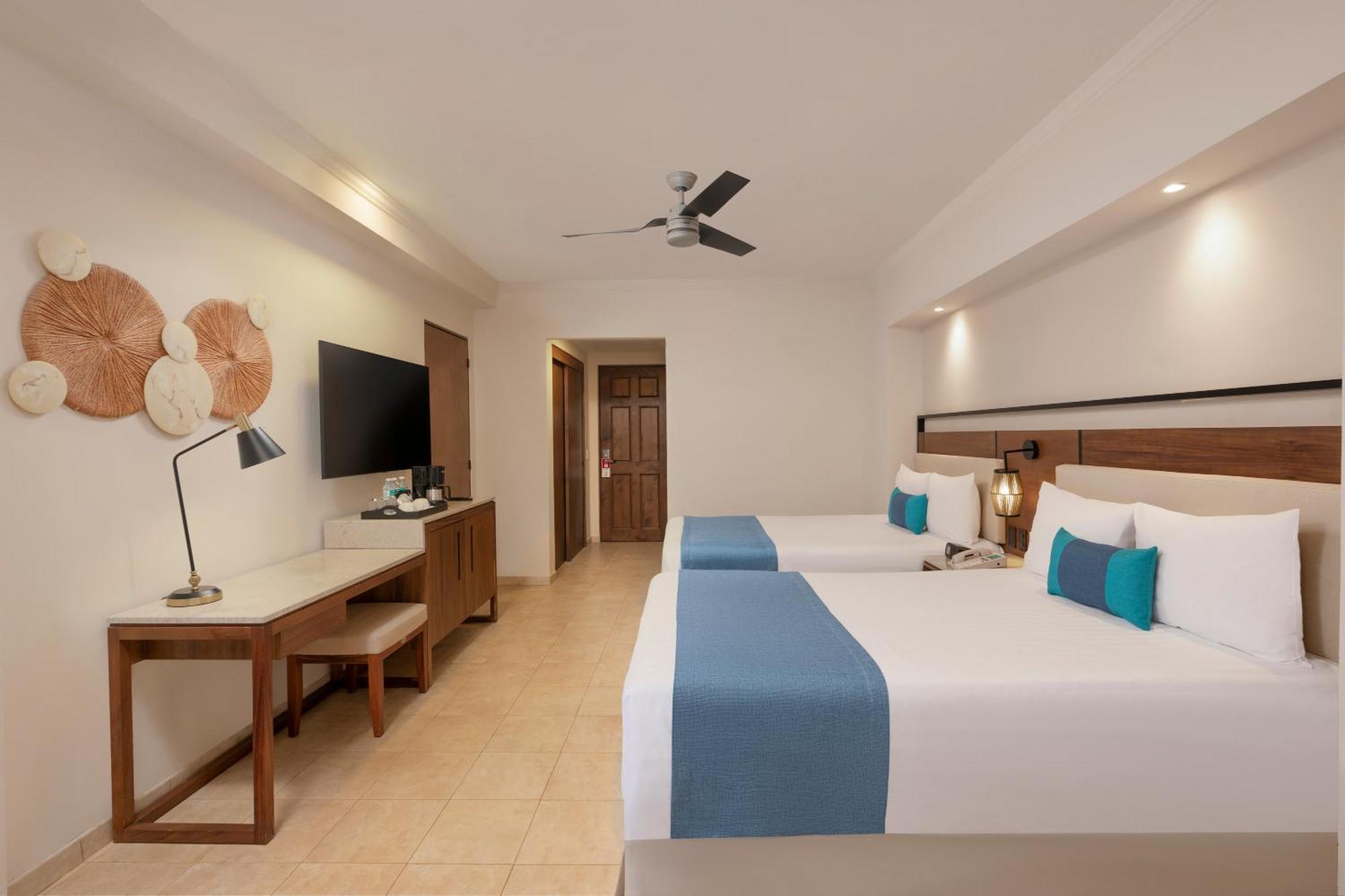 Gr Solaris Cancun Luaran gambar
