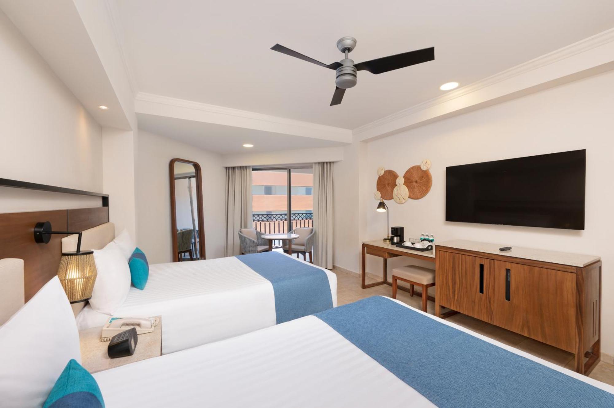 Gr Solaris Cancun Luaran gambar