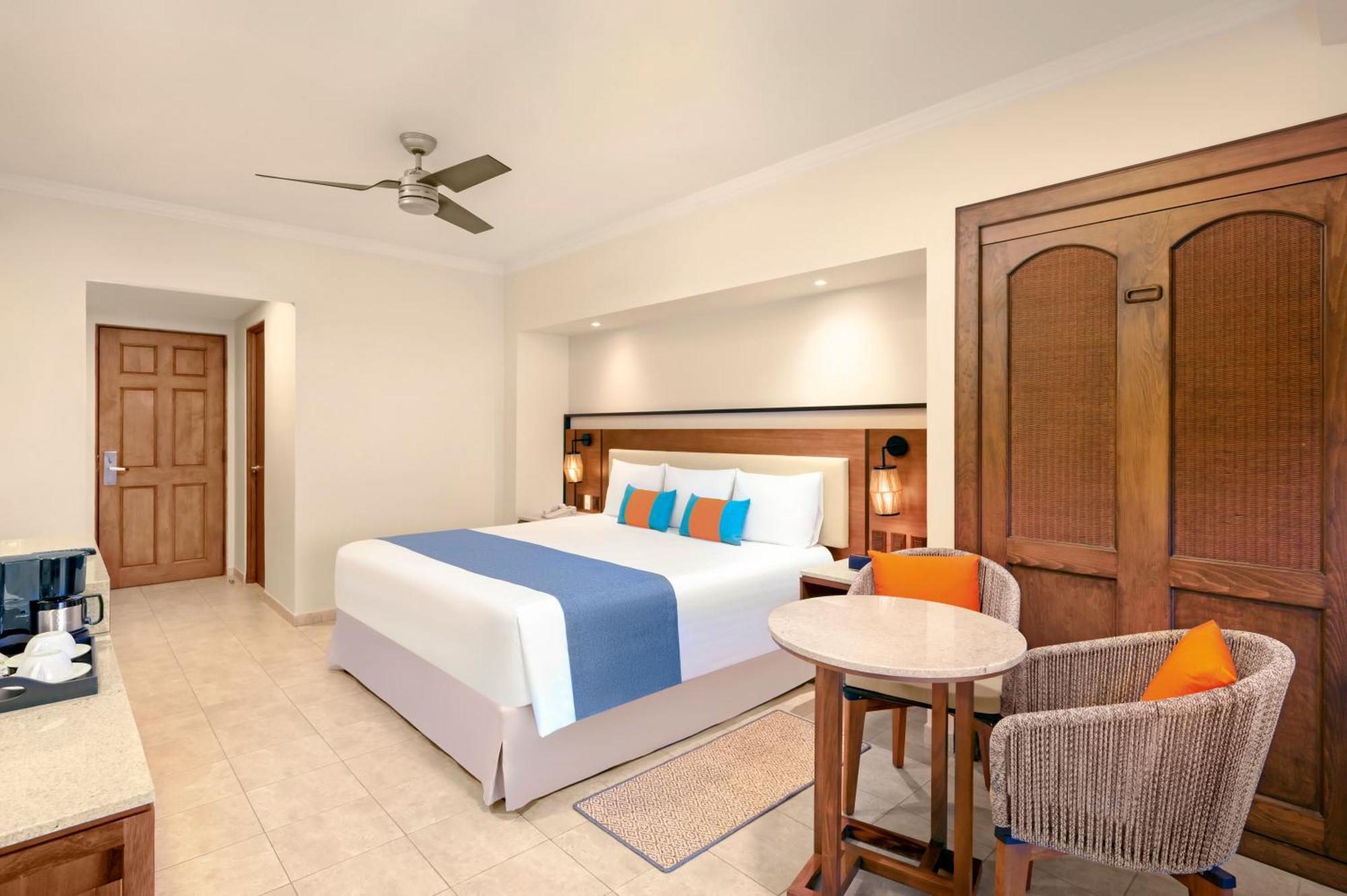 Gr Solaris Cancun Luaran gambar