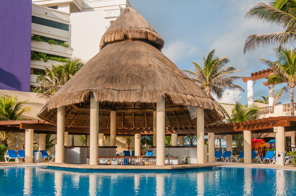 Gr Solaris Cancun Luaran gambar